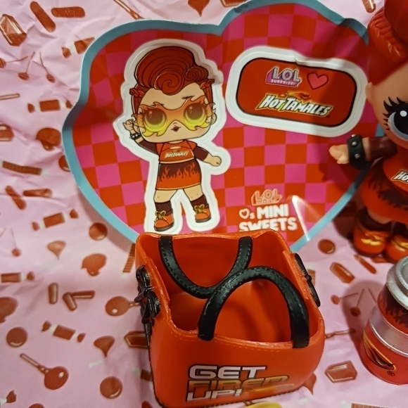 LOL Surprise Mini Sweets Hot Tamales doll - Picture 6 of 8